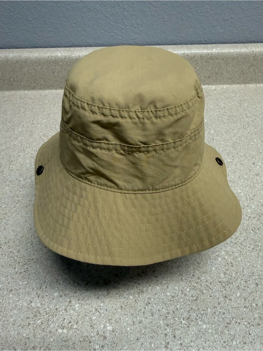 REI Tan Bucket Hat - Outdoor Sun Hat Boys Size 4Y-7Y Like New